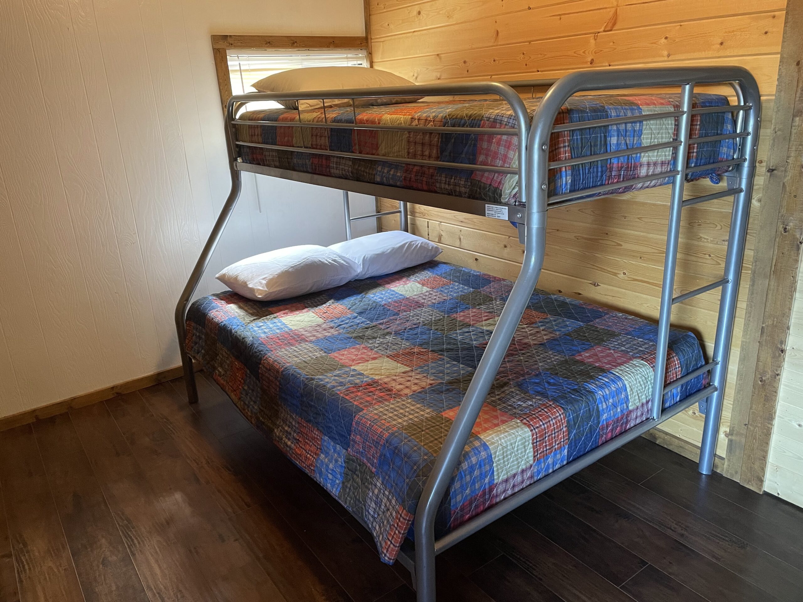 Aspen cabin bunk beds